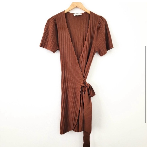 Sézane Luisa Wrap Dress in Hazelnut Brown - Picture 2 of 4